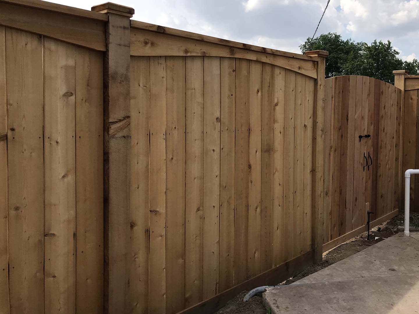 Custom Fence Project in West Tennessee