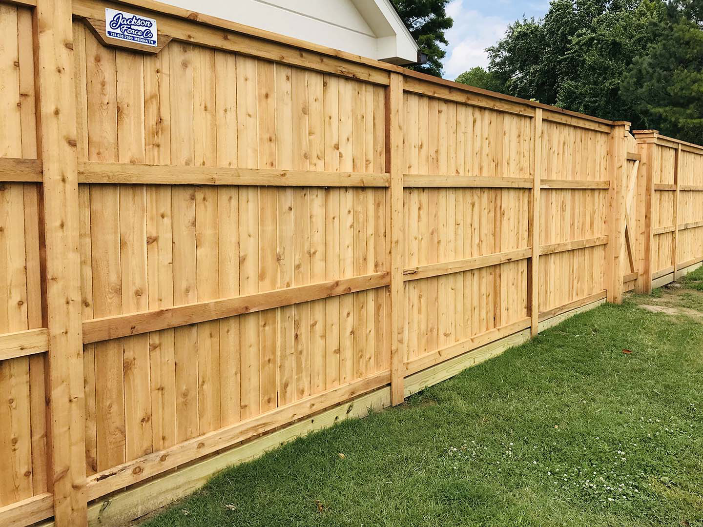 Jackson Tennessee wood privacy fencing