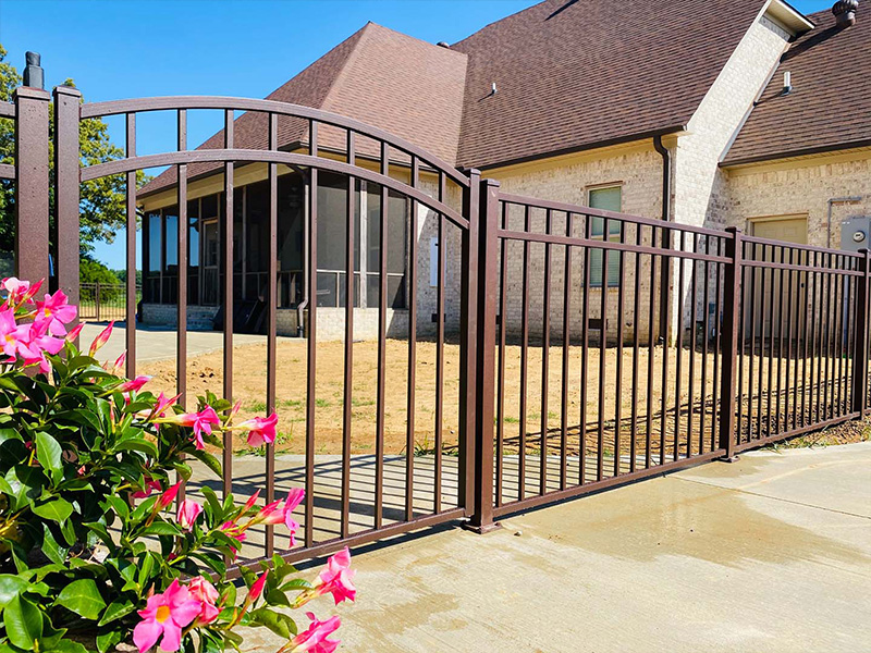 Medina Tennessee residential and commercial fencing